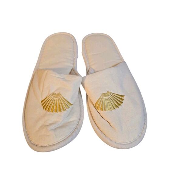 Hotel Slipper Variety 2 Pairs M-L - Picture 2 of 5